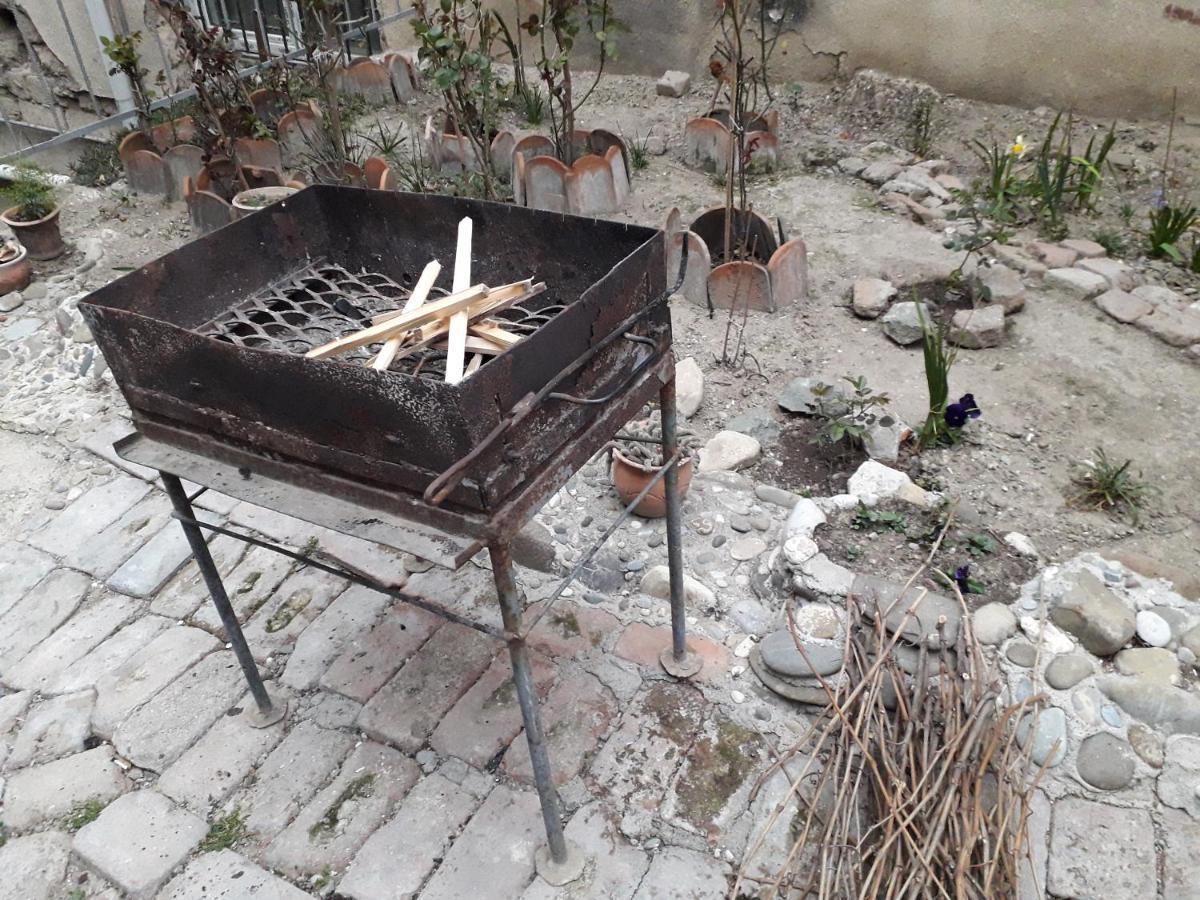Cozy House II Apartment Tbilisi ภายนอก รูปภาพ